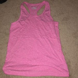 Athletic tank top